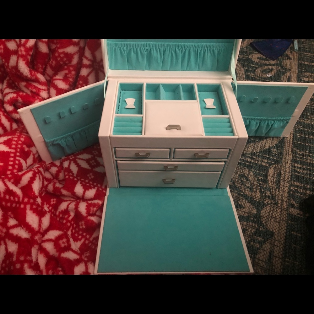 Origami owl jewelry box